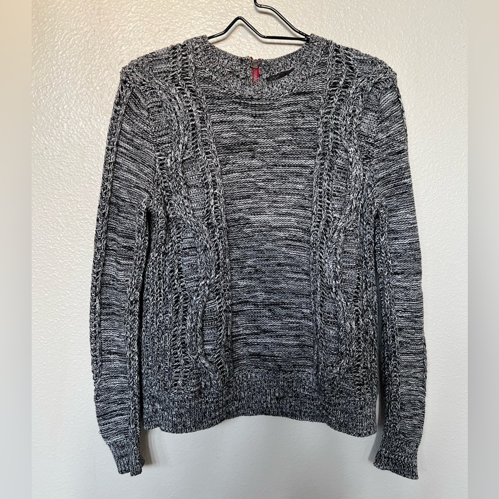 360 Cashmere Gray Cable Knit Red Zipper Sweater